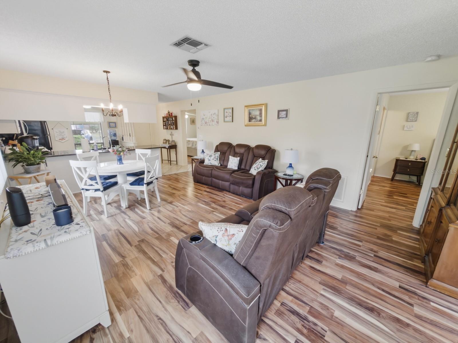 Image 12 of 42 For 7221 Greystone Drive D