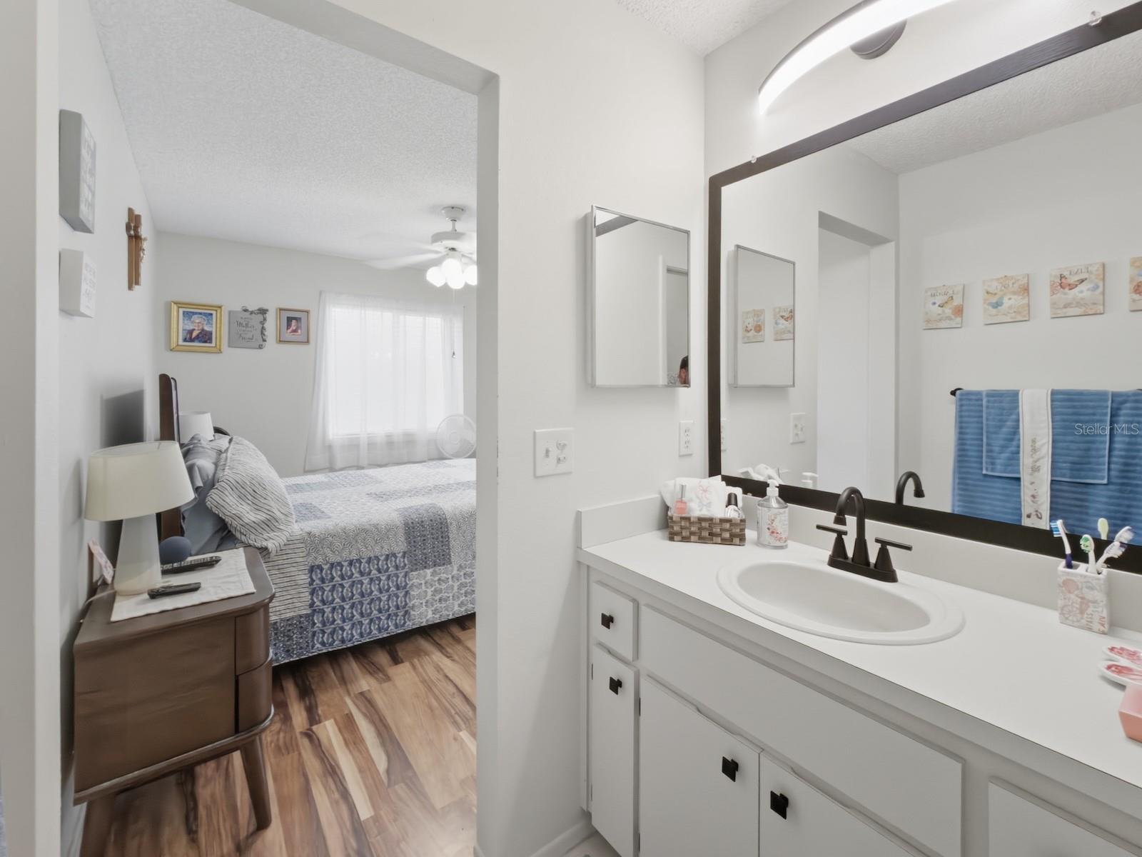 Image 24 of 42 For 7221 Greystone Drive D