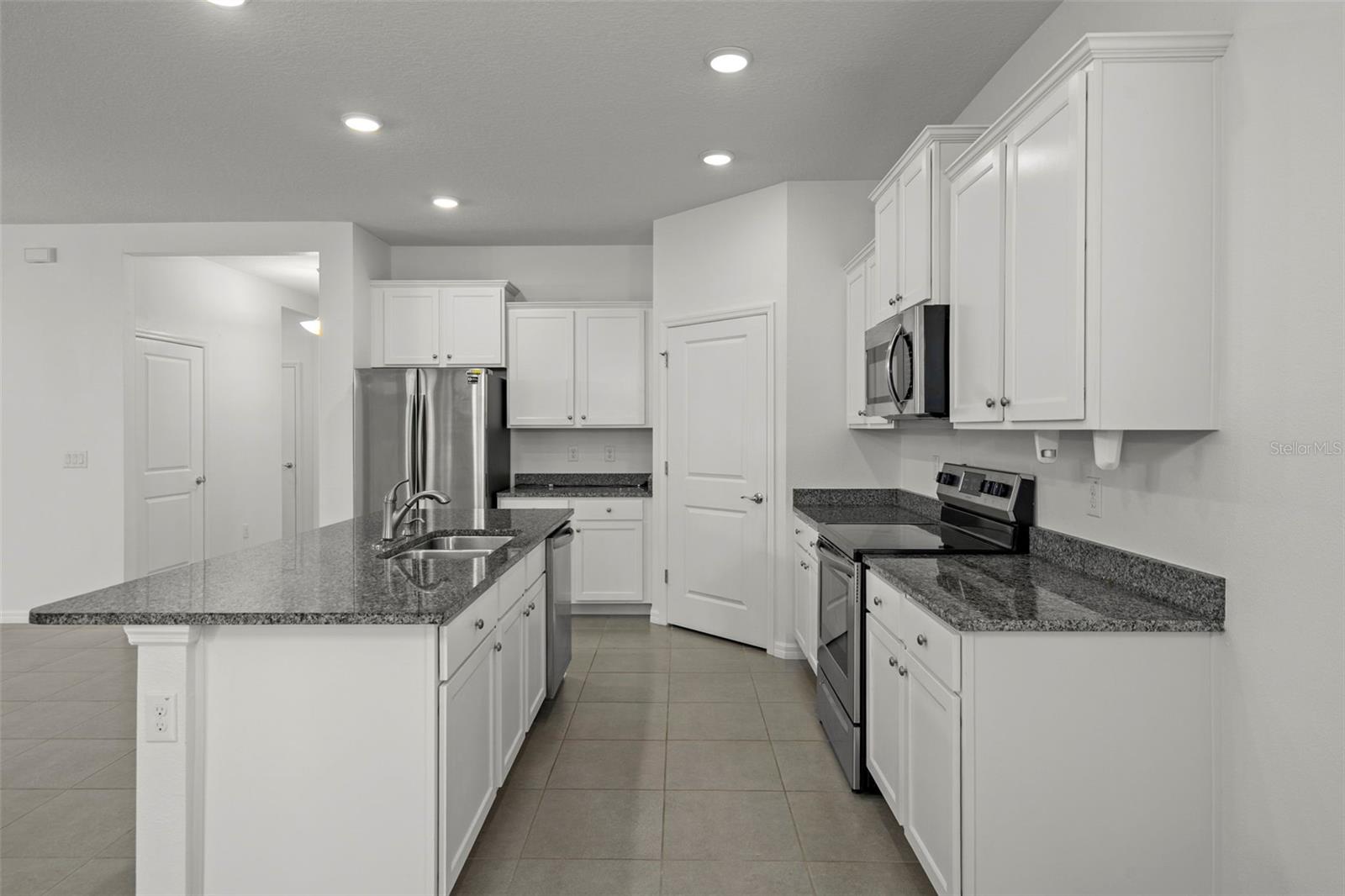 Image 14 of 53 For 17653 Garsalaso Circle