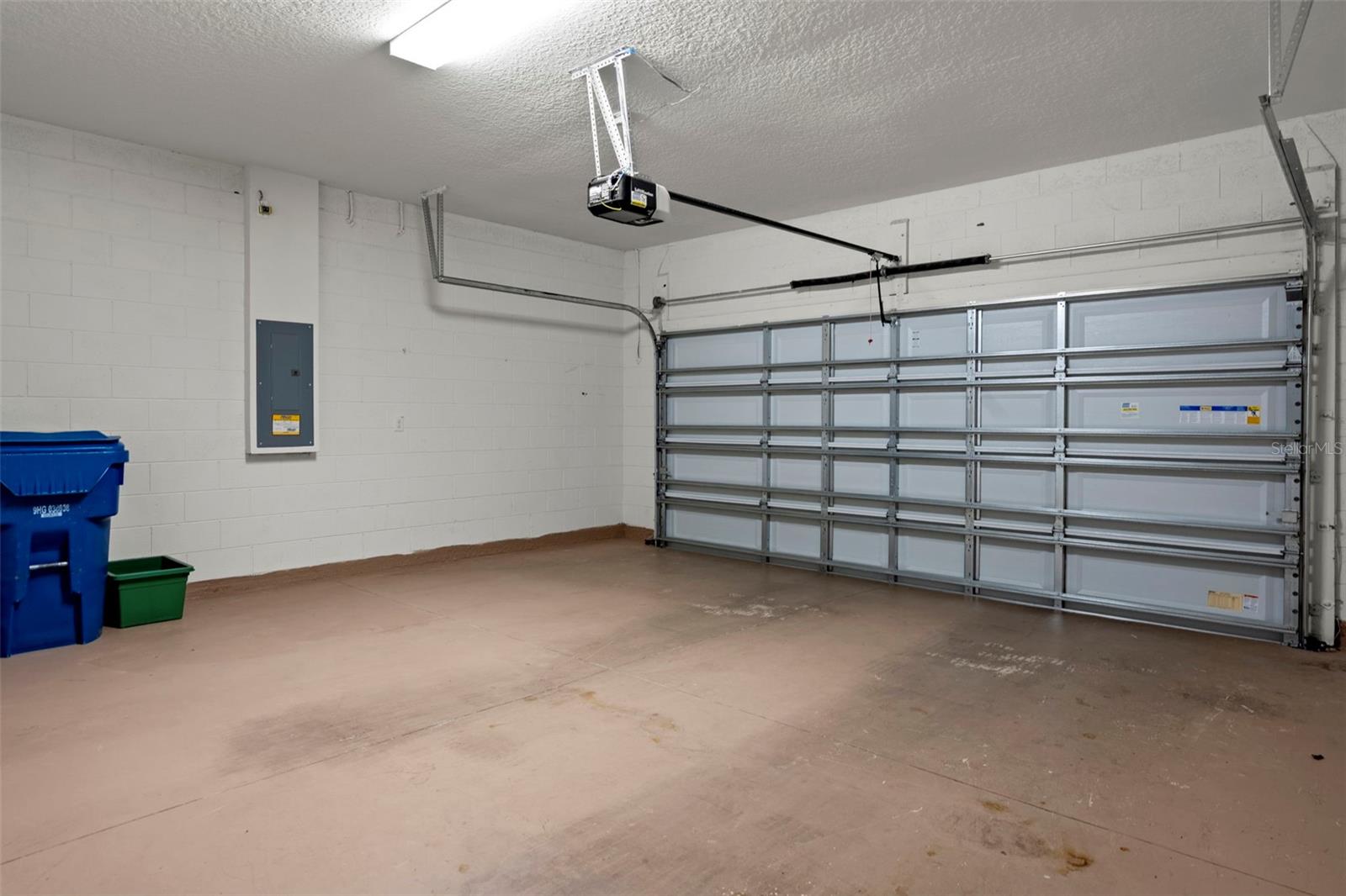 Image 34 of 53 For 17653 Garsalaso Circle