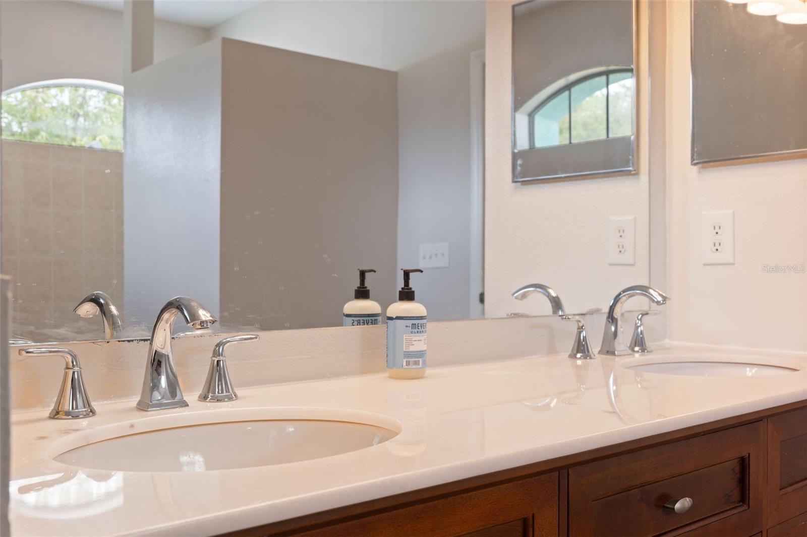 Image 67 of 76 For 11344 Gallinule Avenue