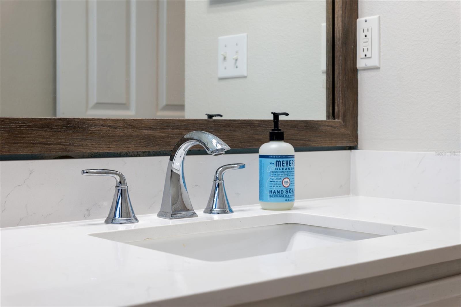 Image 72 of 76 For 11344 Gallinule Avenue