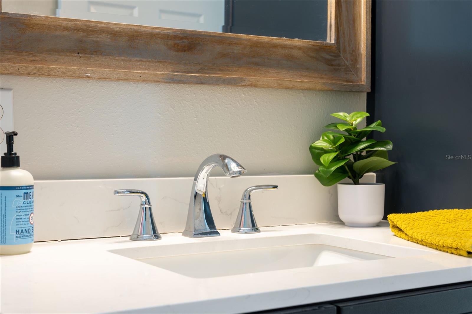 Image 75 of 76 For 11344 Gallinule Avenue