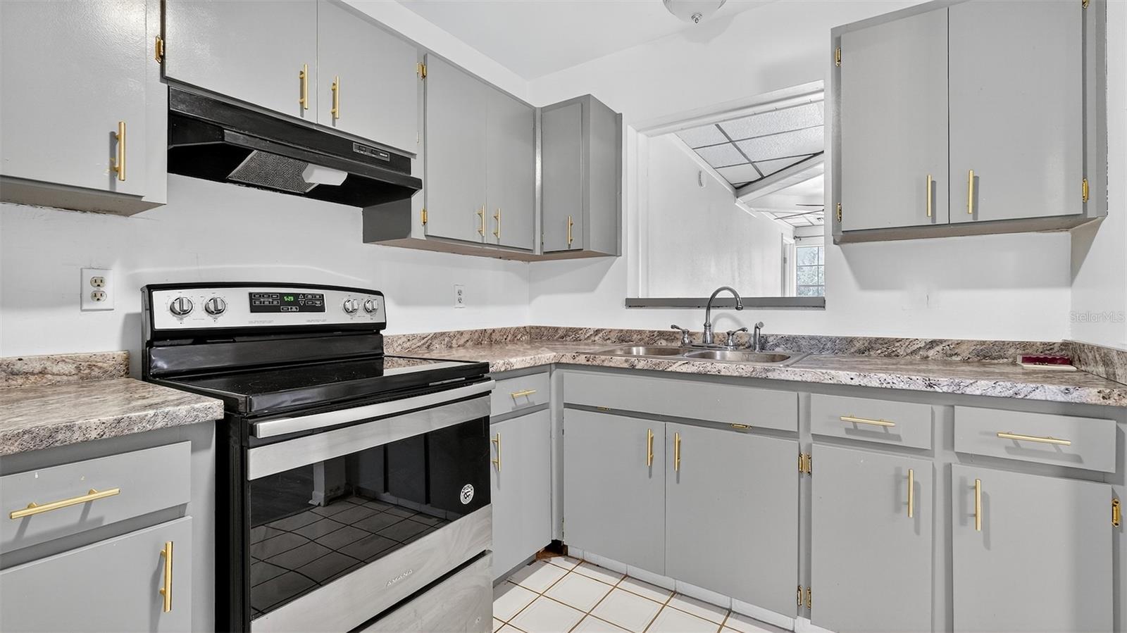 Image 10 of 45 For 9408 River Road