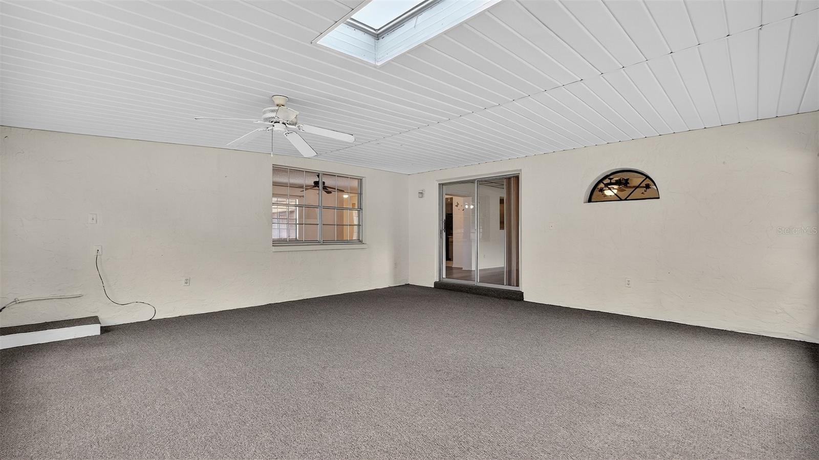 Image 34 of 45 For 9408 River Road