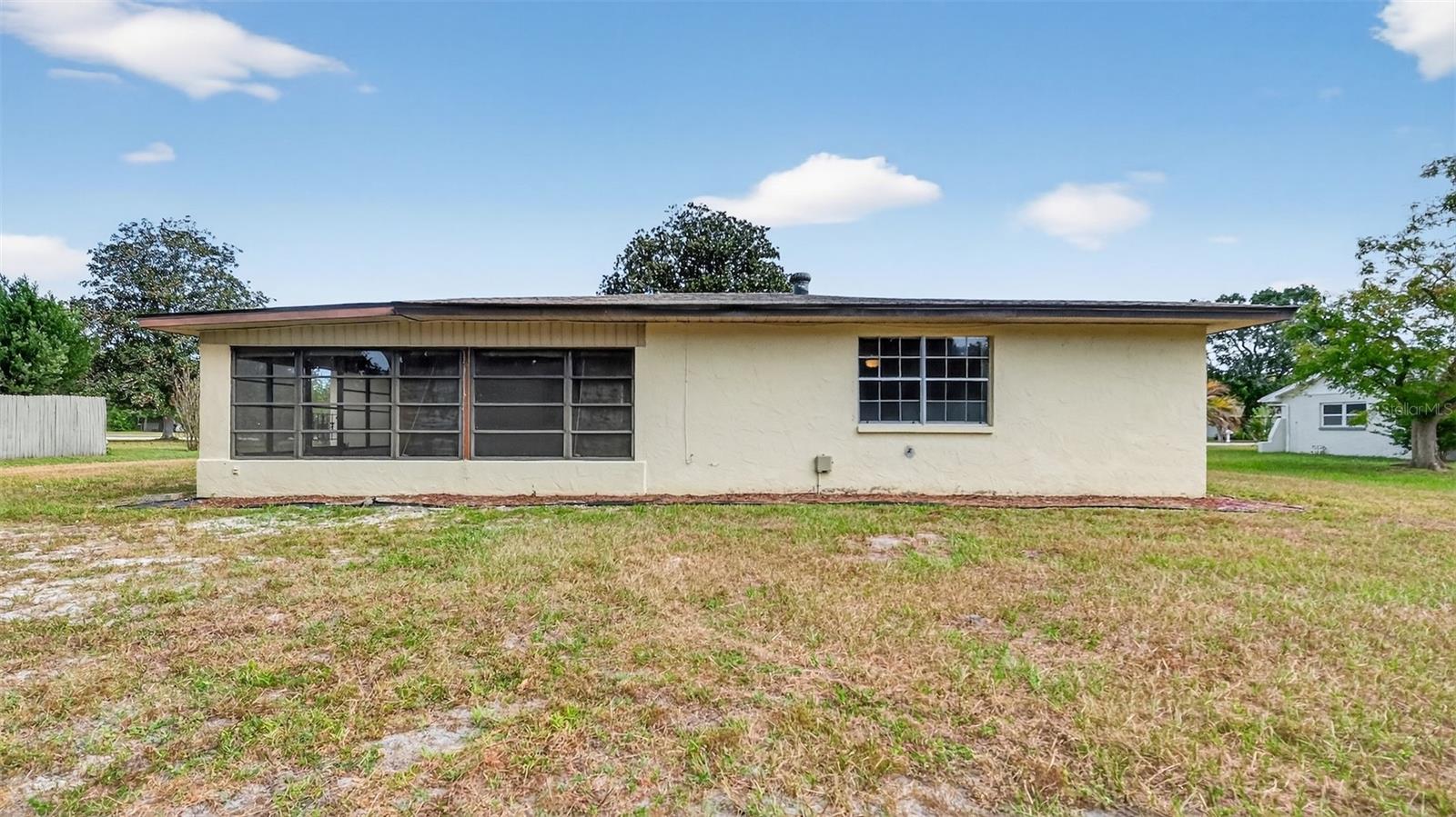 Image 38 of 45 For 9408 River Road