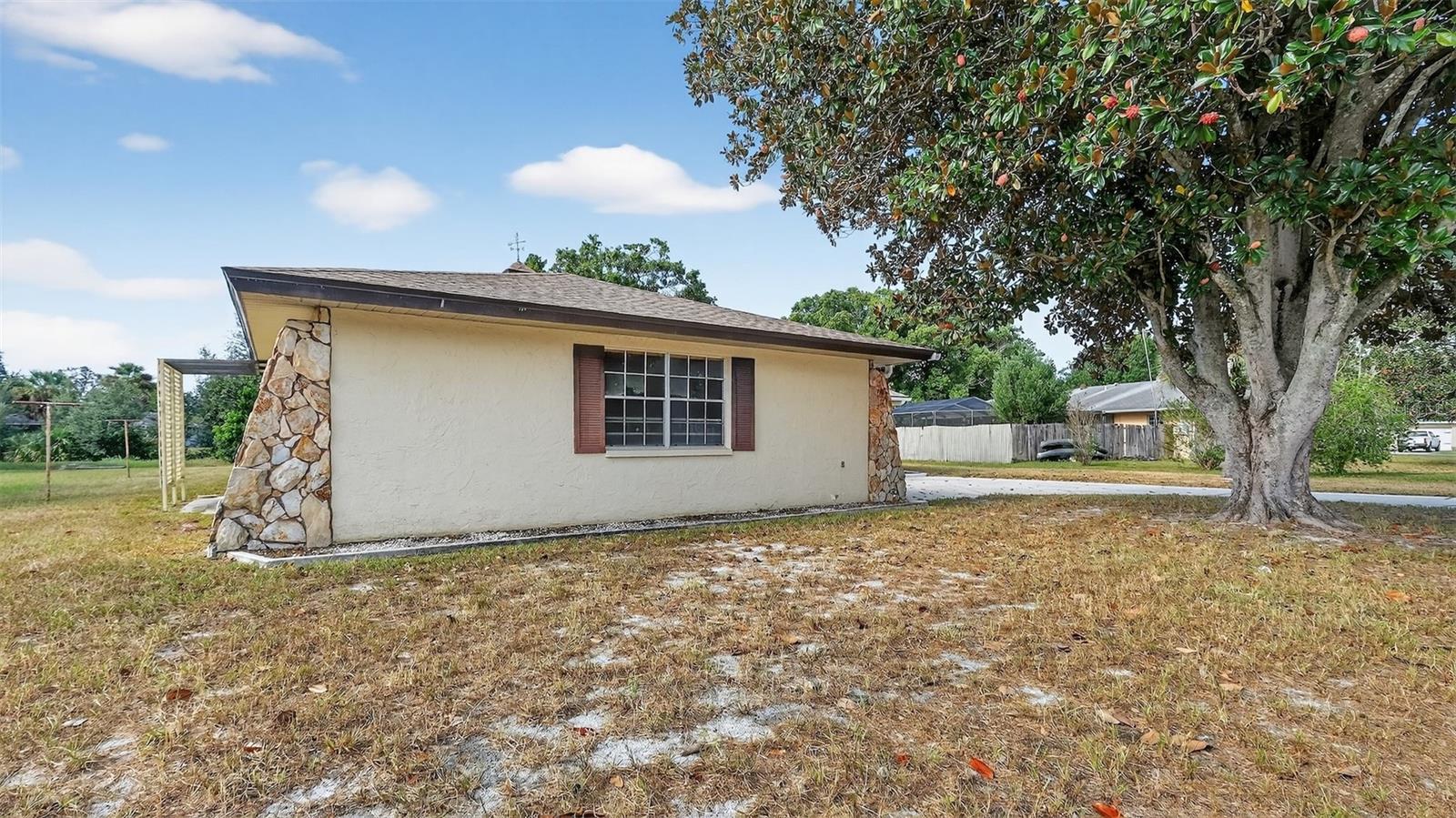 Image 44 of 45 For 9408 River Road