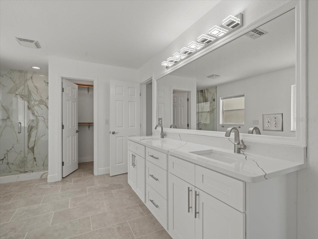 Listing photo id 36 for 13 Witch Hazel Court