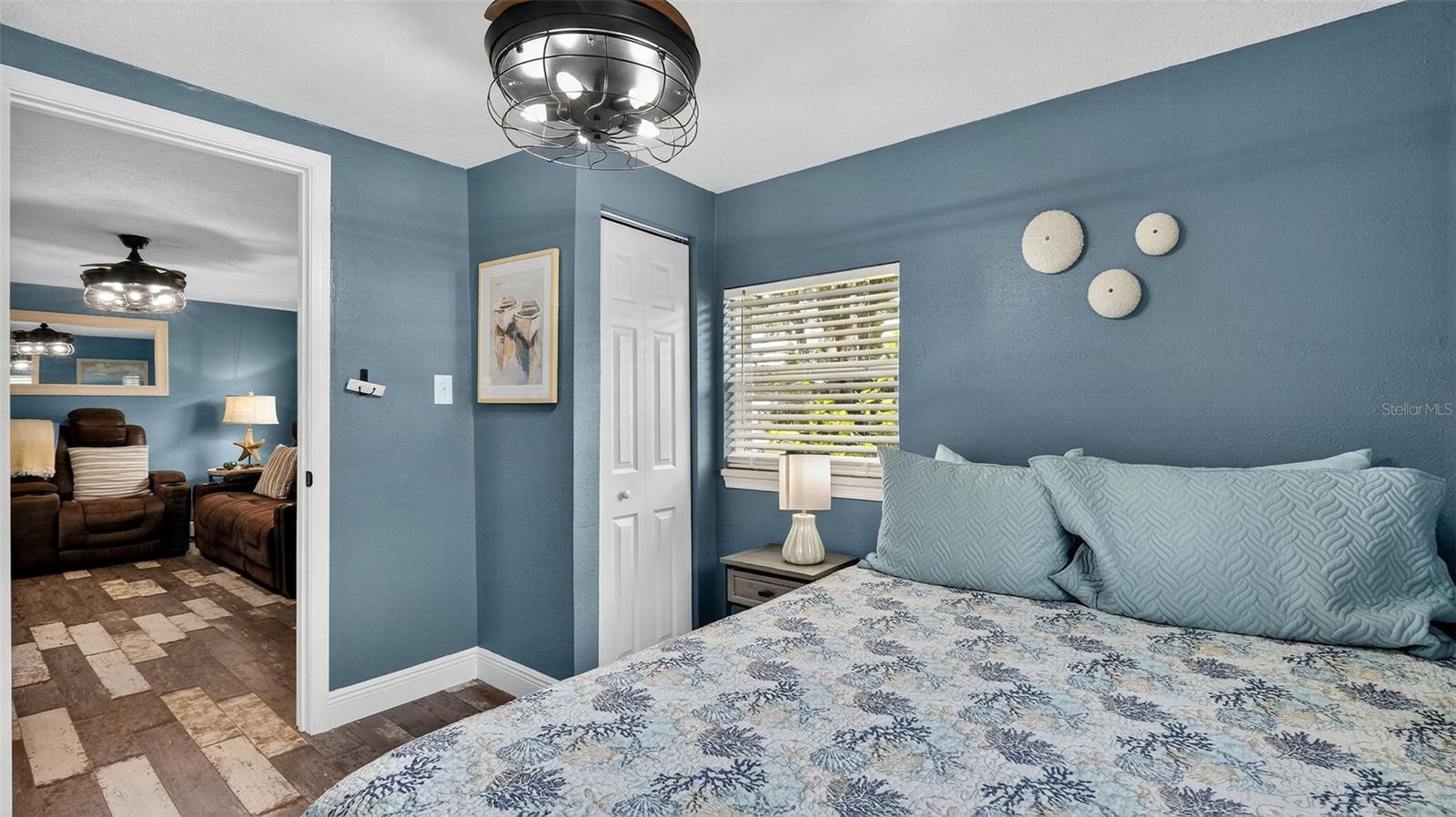 Image 18 of 52 For 5411 Teal Drive