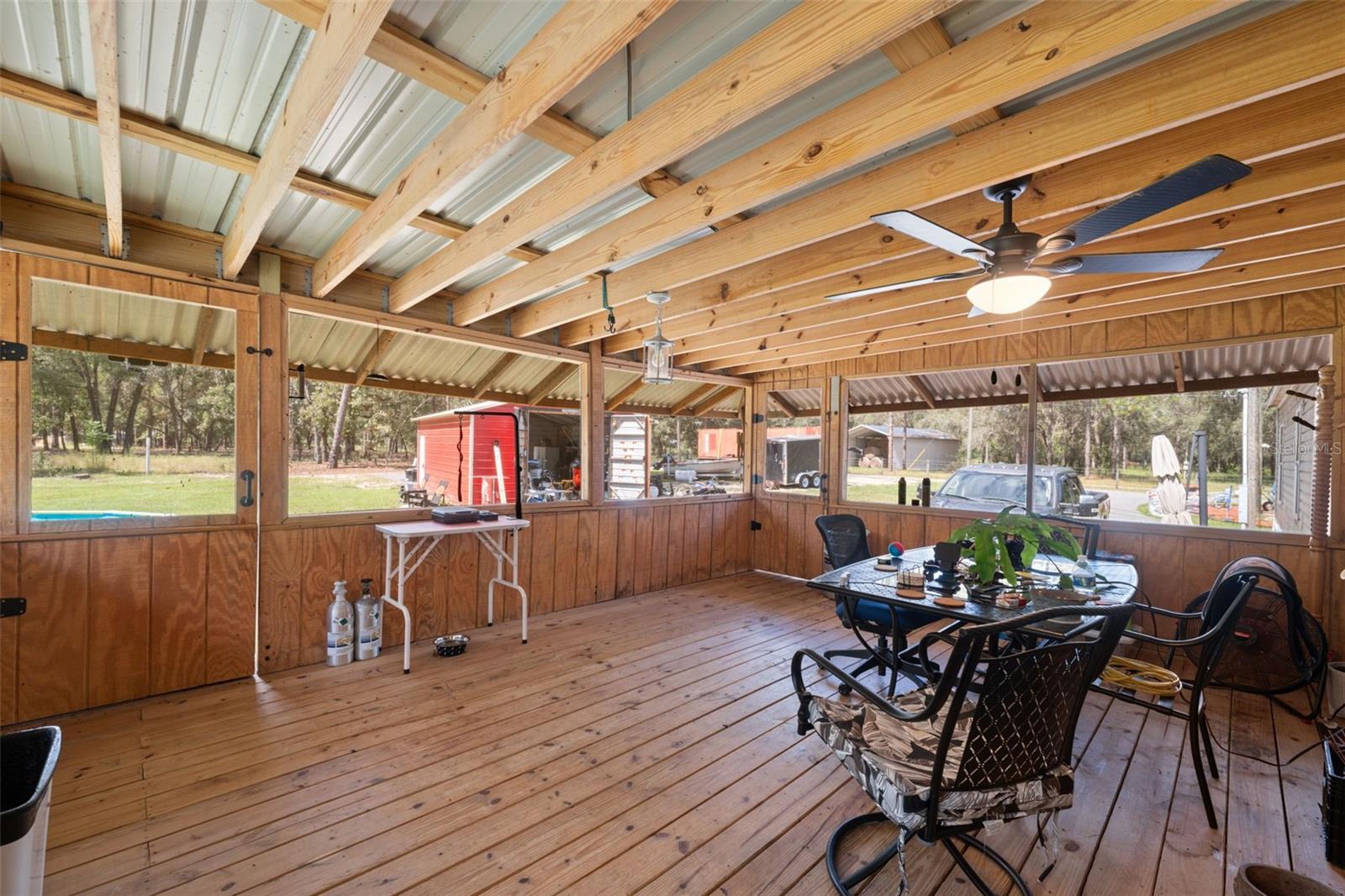 Image 33 of 61 For 16481 Oakview Drive