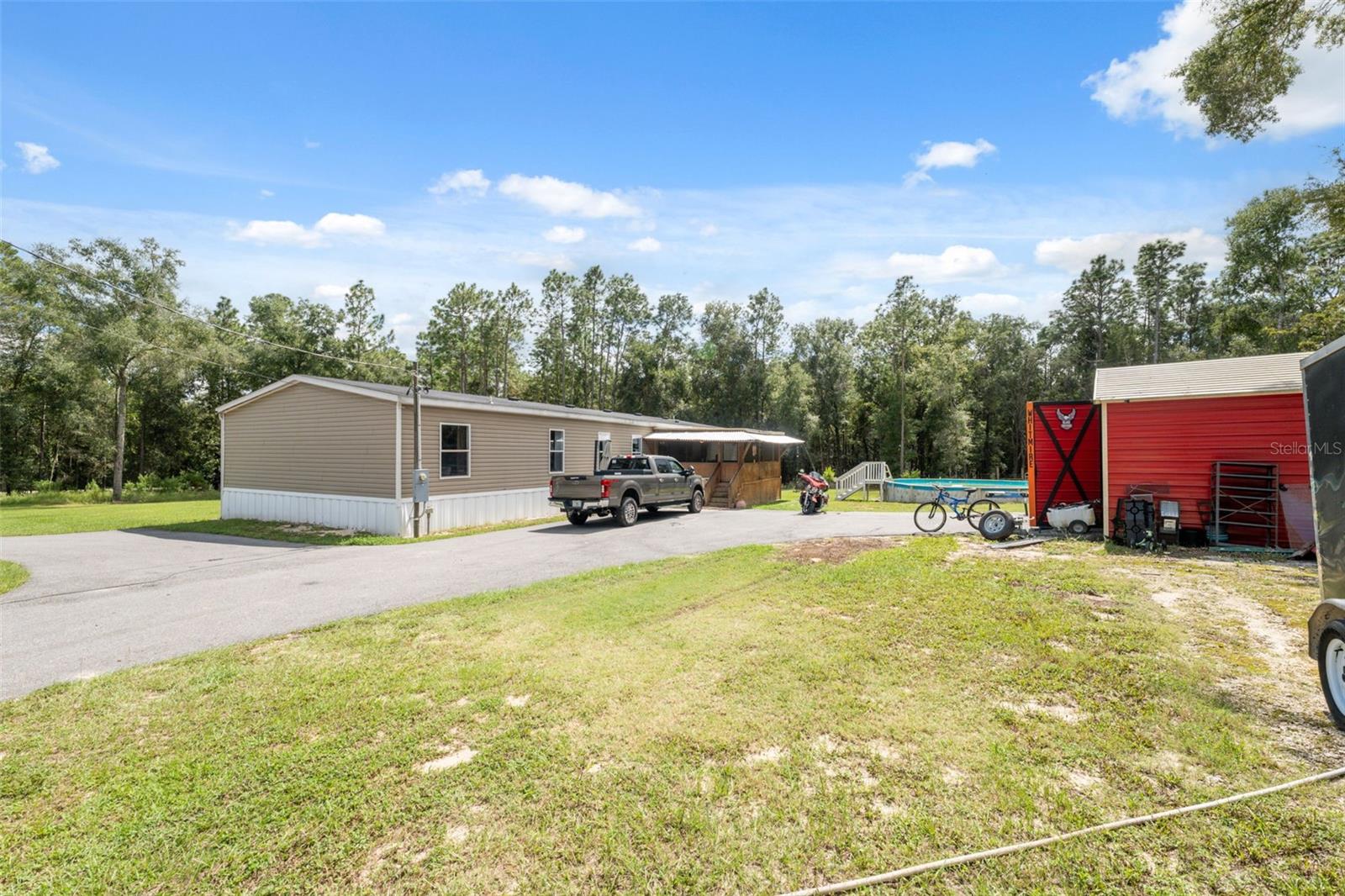 Image 44 of 61 For 16481 Oakview Drive