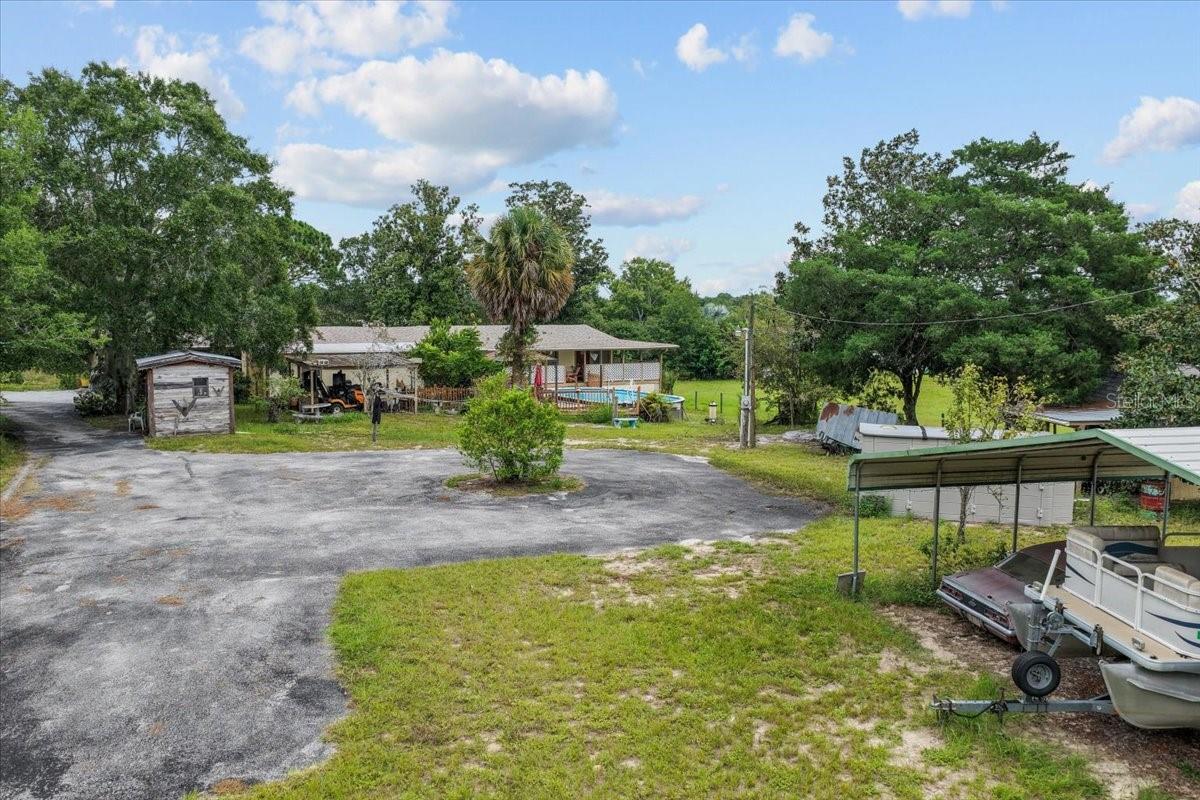 Listing photo id 0 for 470 Fay Avenue
