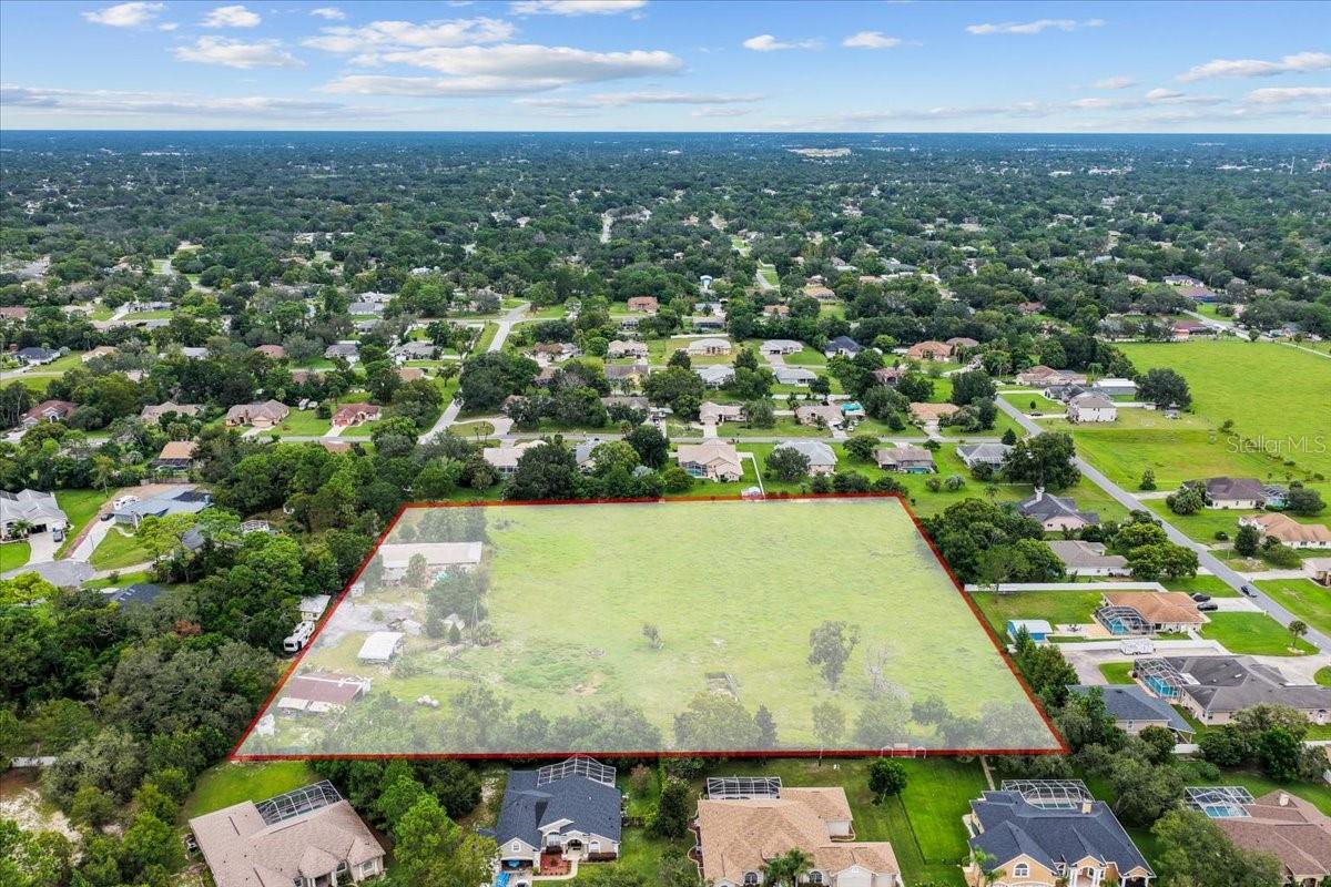 Listing photo id 18 for 470 Fay Avenue