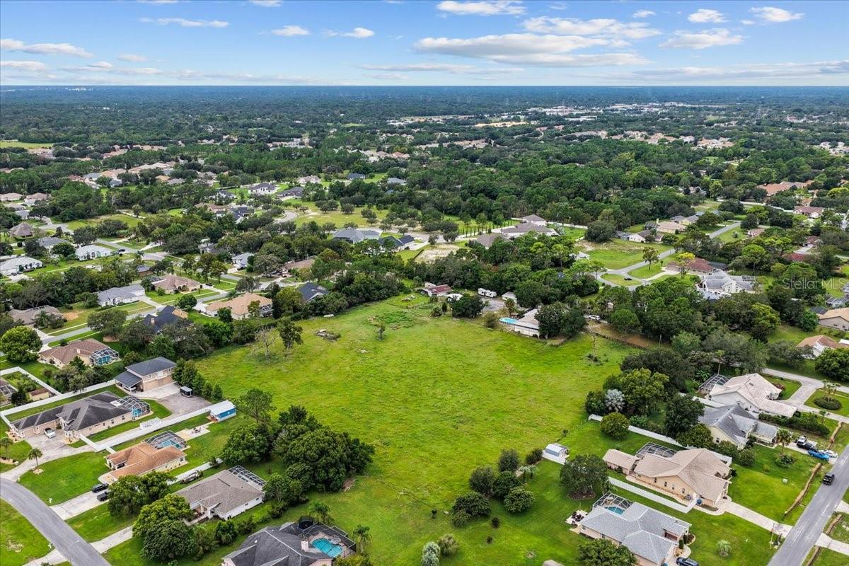 Listing photo id 26 for 470 Fay Avenue