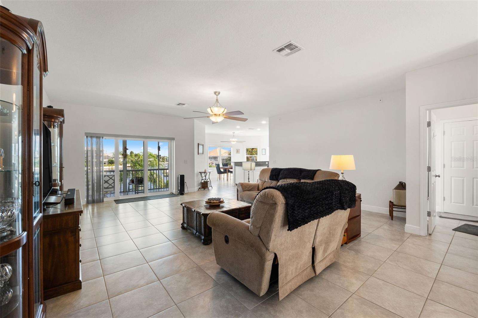 Image 13 of 92 For 4366 6th Isle Drive