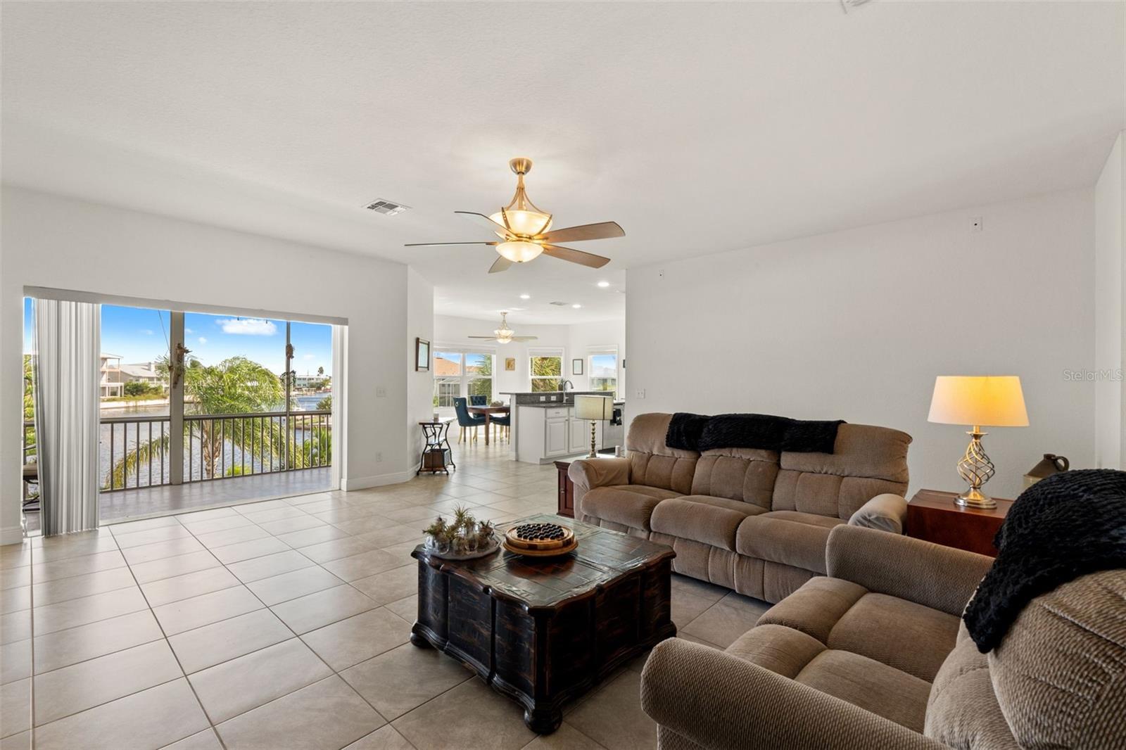 Image 16 of 92 For 4366 6th Isle Drive