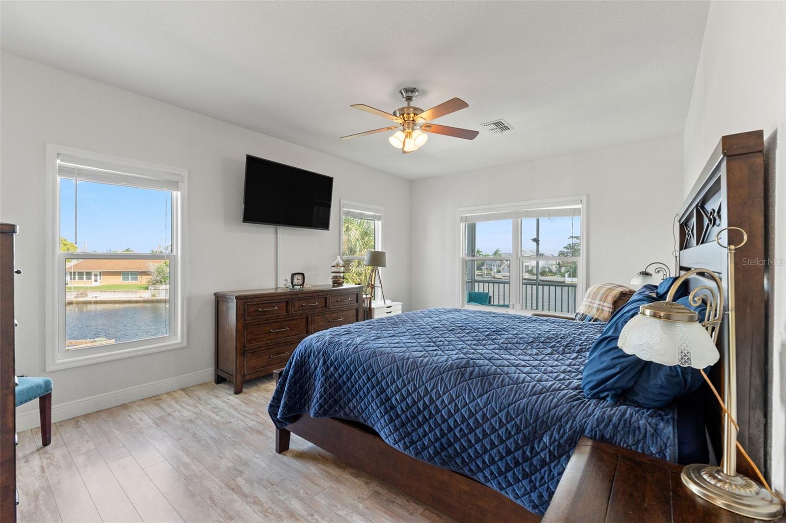 Image 40 of 92 For 4366 6th Isle Drive