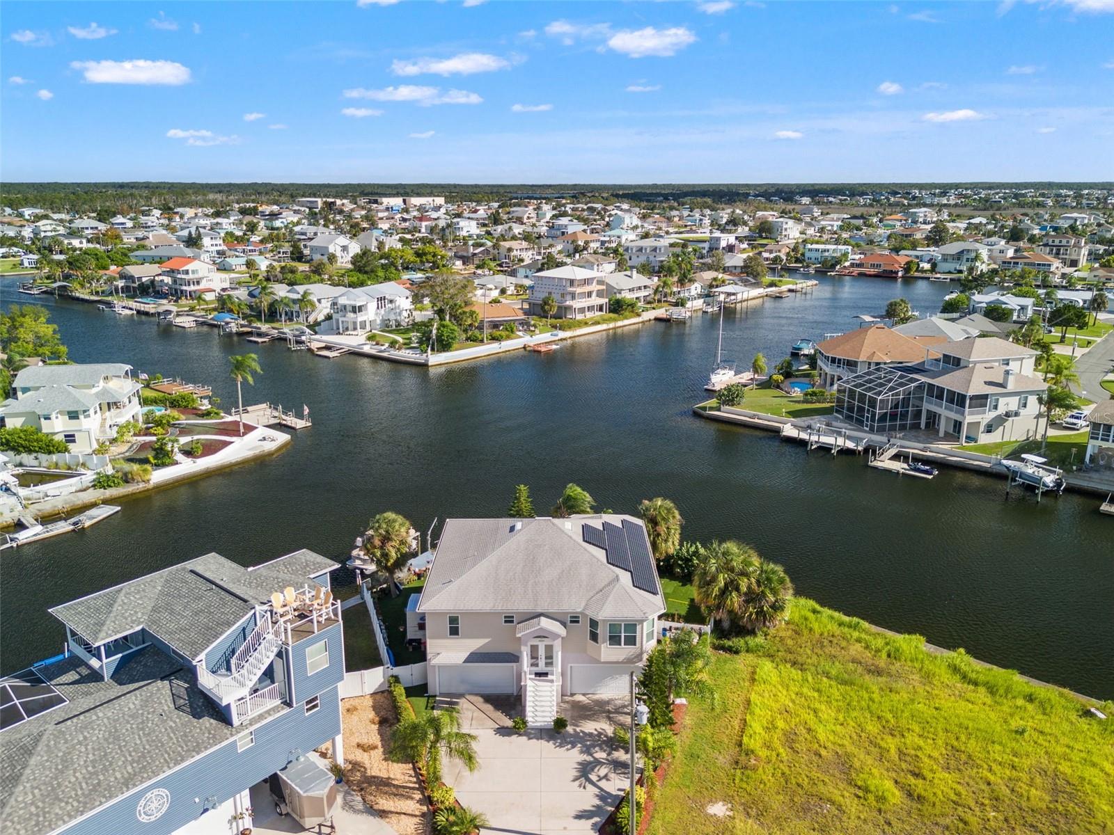 Image 72 of 92 For 4366 6th Isle Drive
