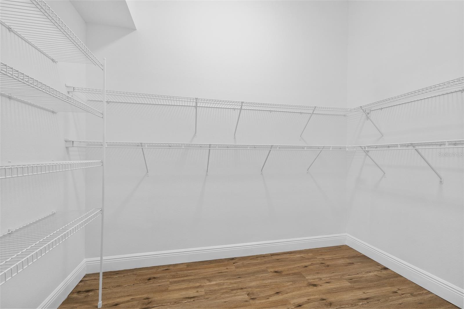 Image 10 of 54 For 13422 Twinberry Drive