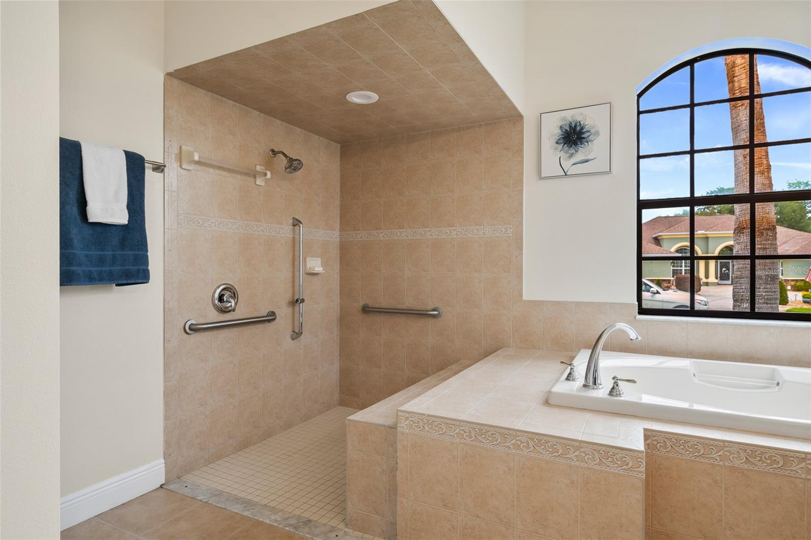 Image 13 of 54 For 13422 Twinberry Drive