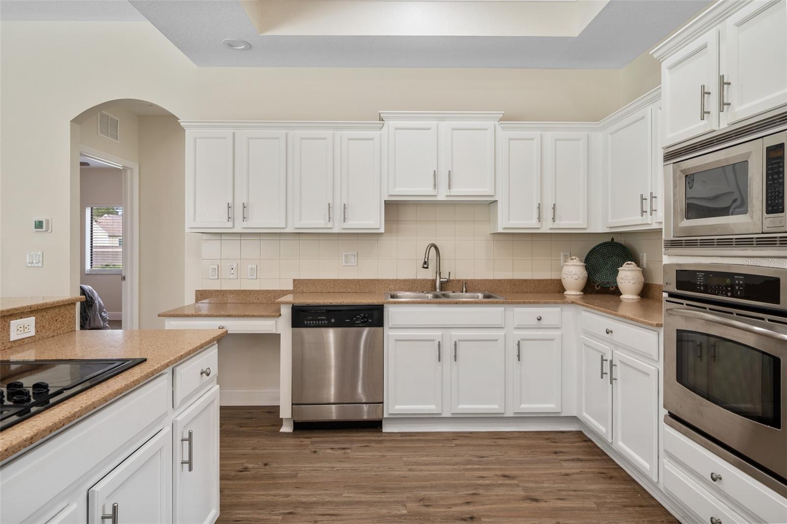 Image 21 of 54 For 13422 Twinberry Drive