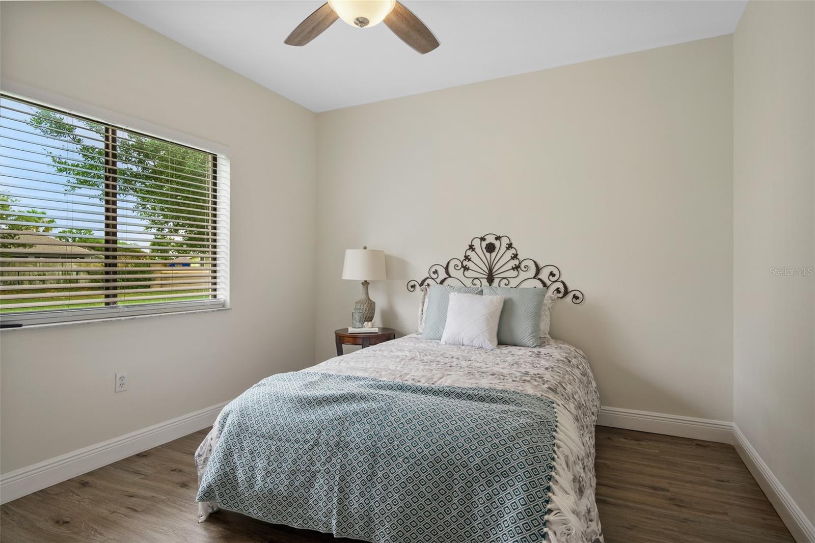Image 33 of 54 For 13422 Twinberry Drive