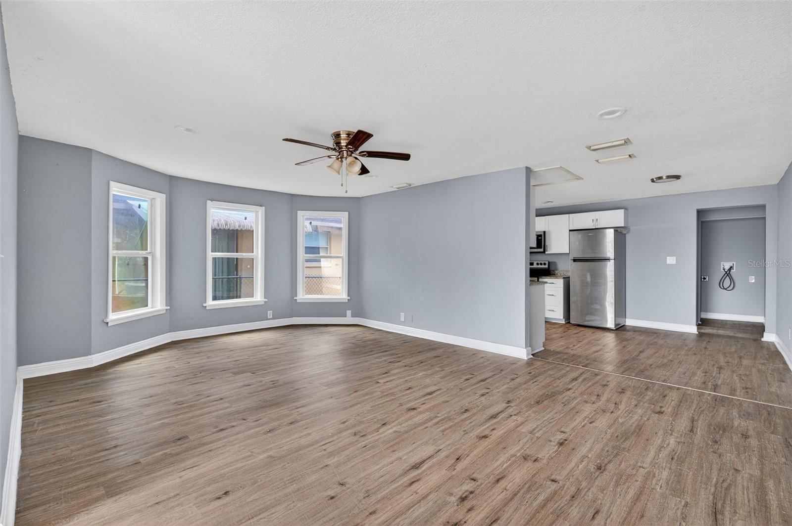 Image 43 of 77 For 5801 Virginia Avenue