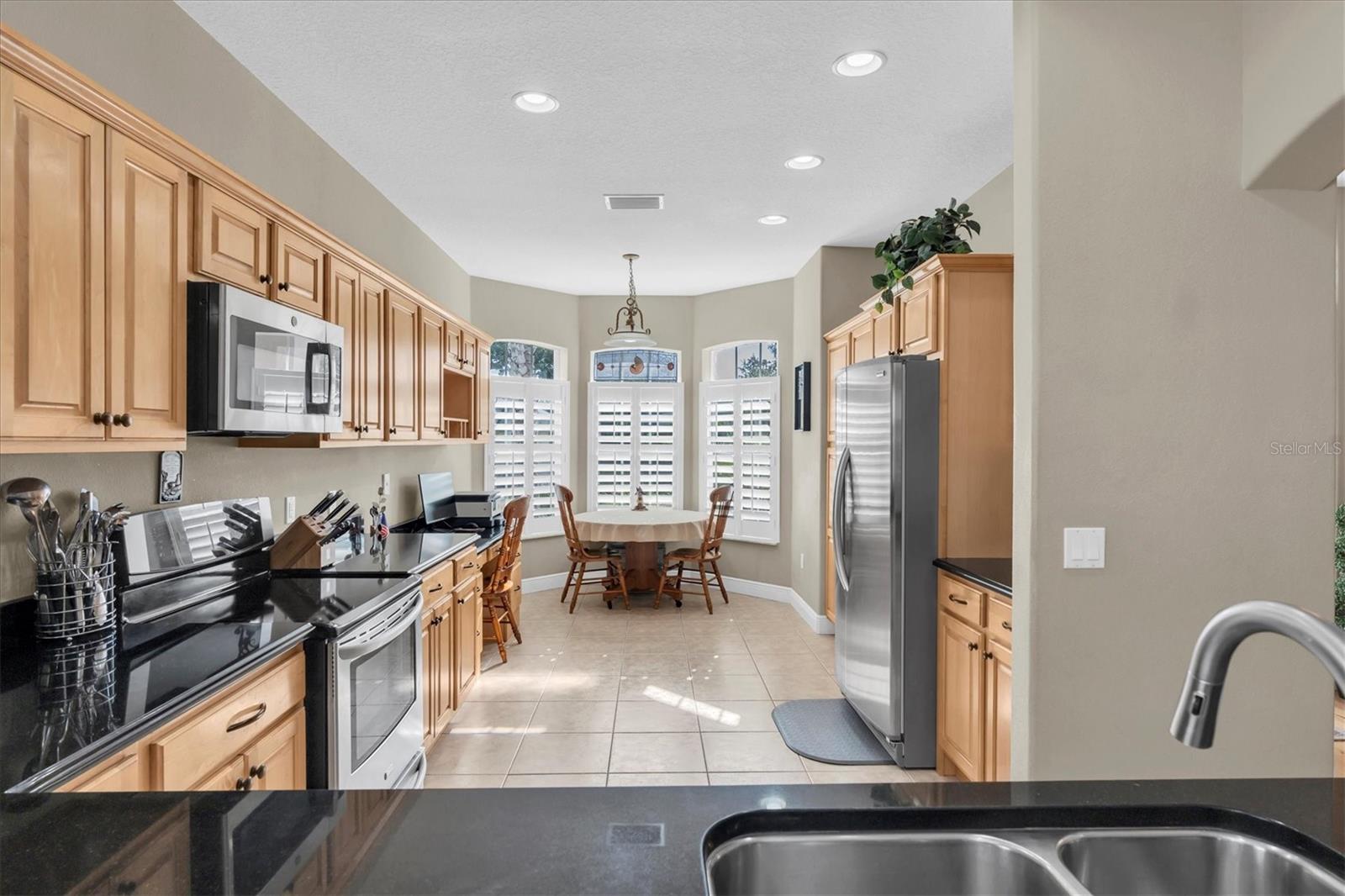 Image 4 of 59 For 1001 Spoontail Court