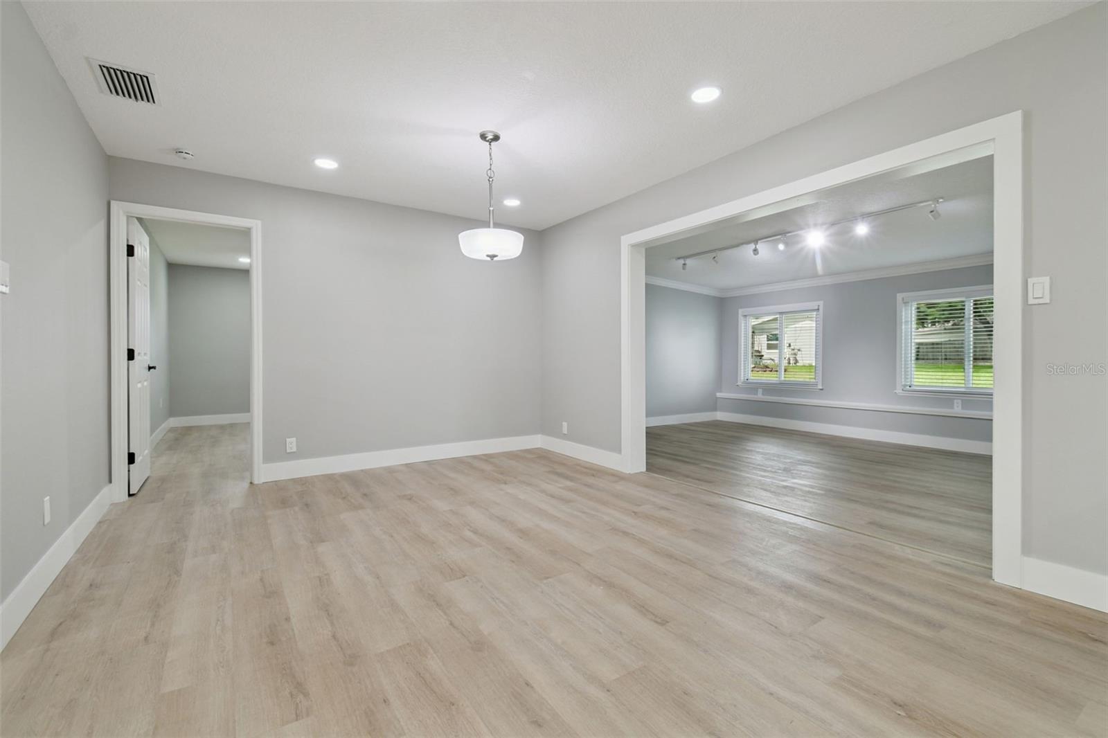 Image 15 of 40 For 3130 Lake Saxon Drive