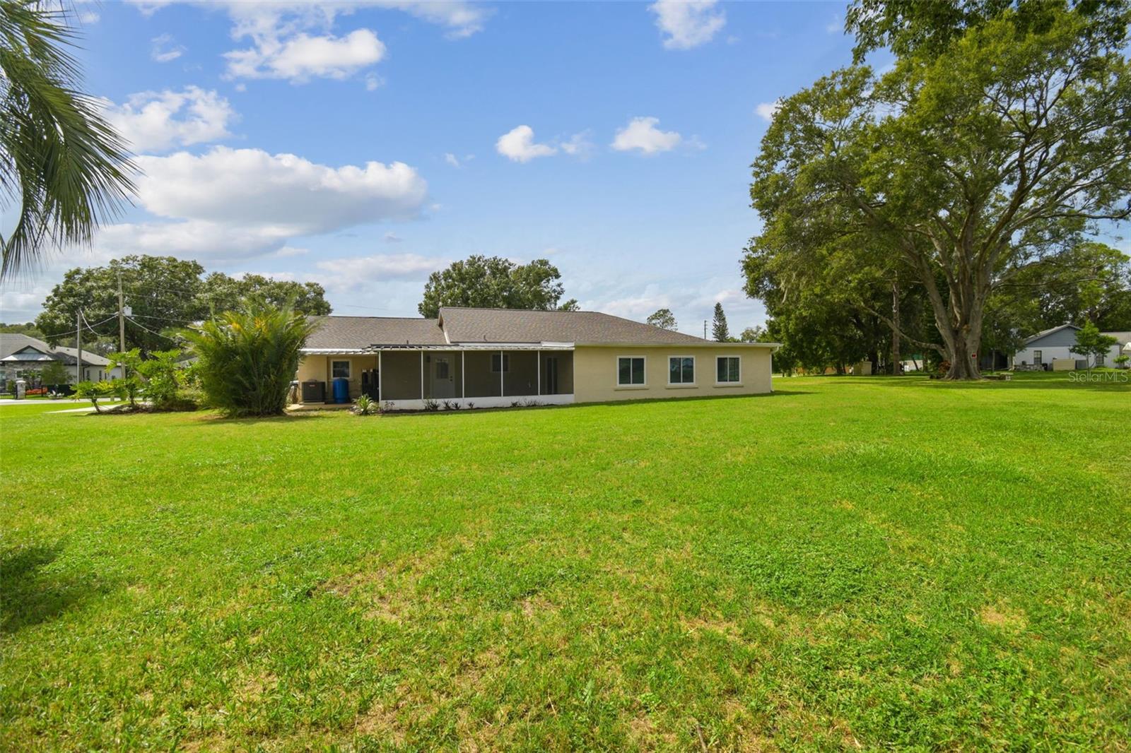 Image 34 of 40 For 3130 Lake Saxon Drive