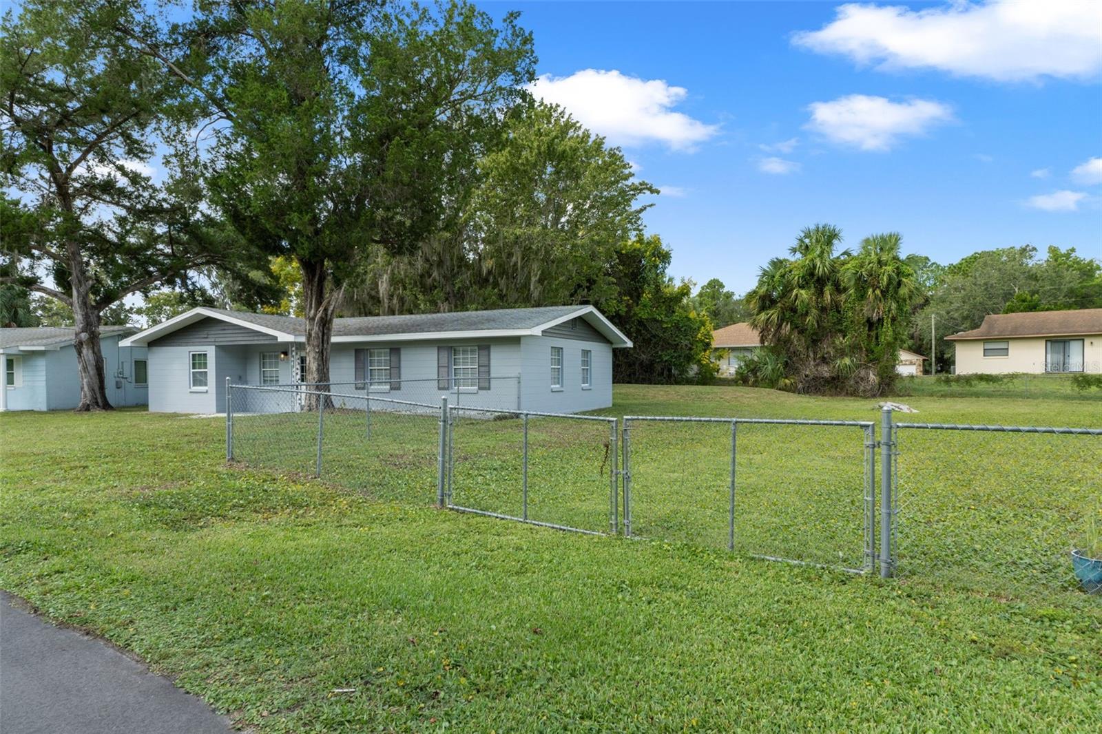 Image 12 of 41 For 10785 Spring Circle