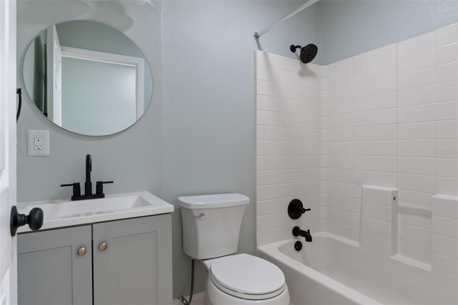 Image 32 of 41 For 10785 Spring Circle