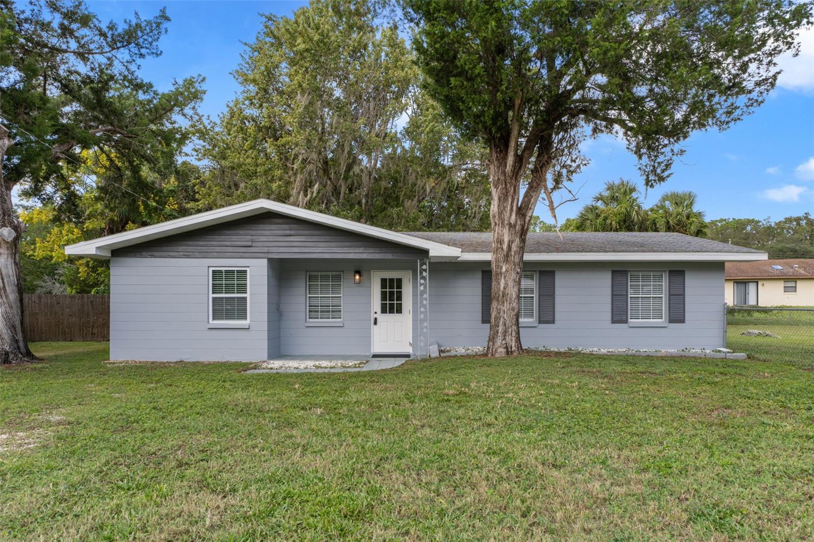 Image 8 of 41 For 10785 Spring Circle