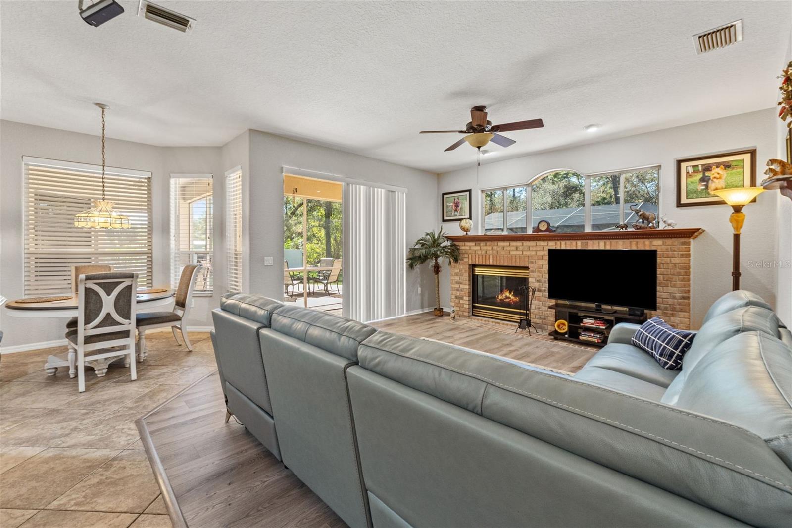Image 11 of 58 For 5255 Bone Lane