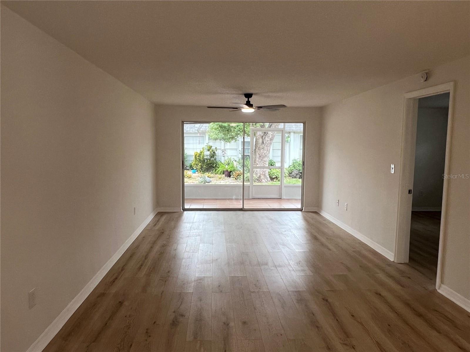 Image 8 of 13 For 4223 Sheldon Place 23