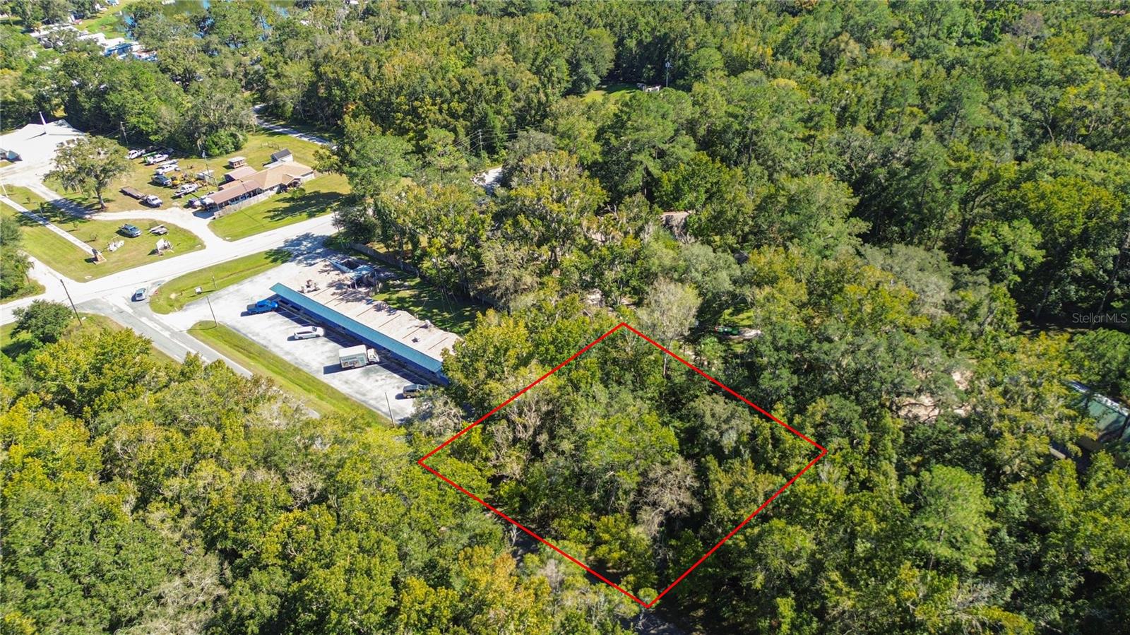 Listing photo id 3 for  Lark Avenue 