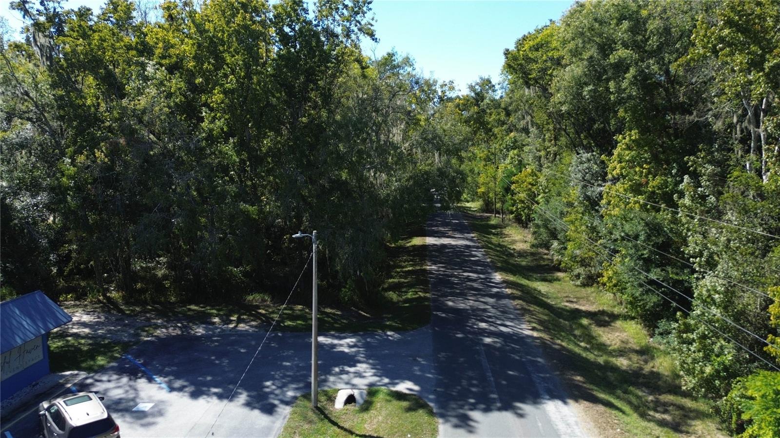 Listing photo id 6 for  Lark Avenue 