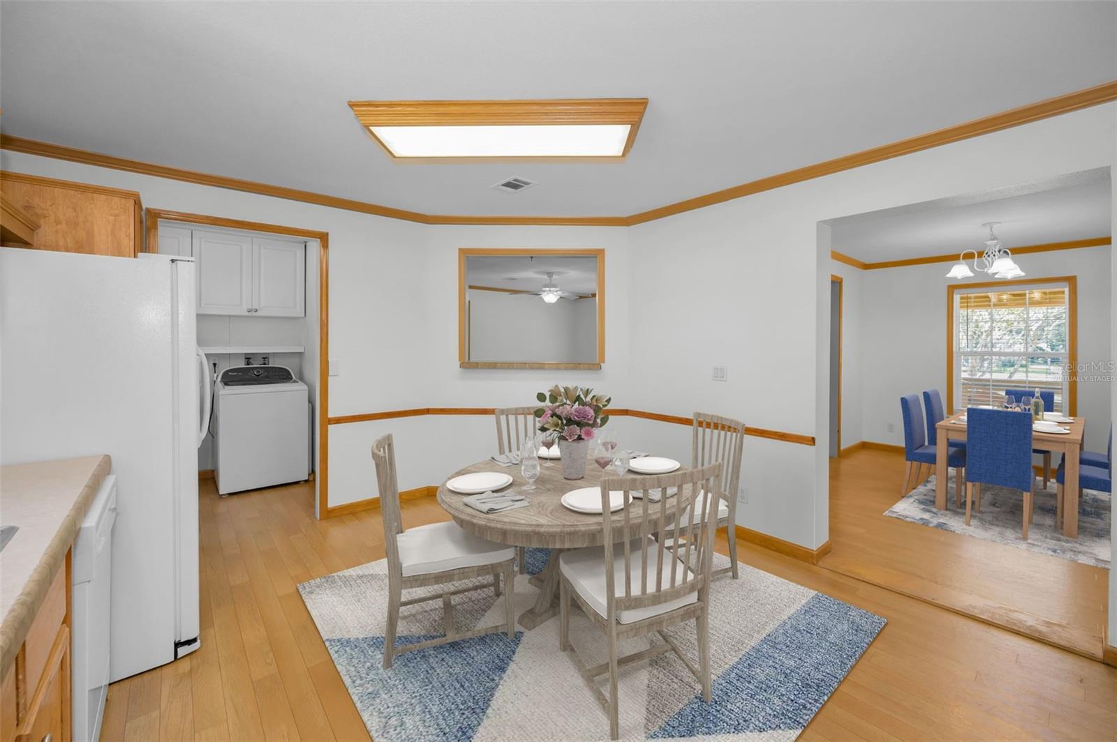Image 22 of 63 For 9723 Pat Street