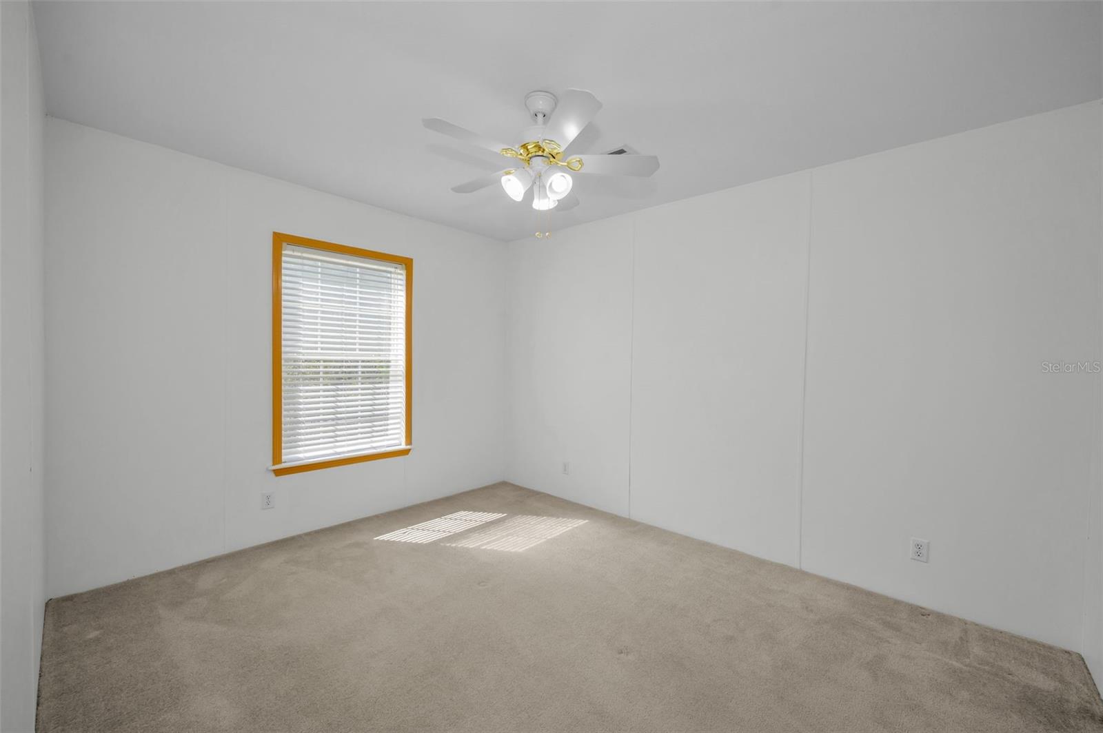 Image 35 of 63 For 9723 Pat Street