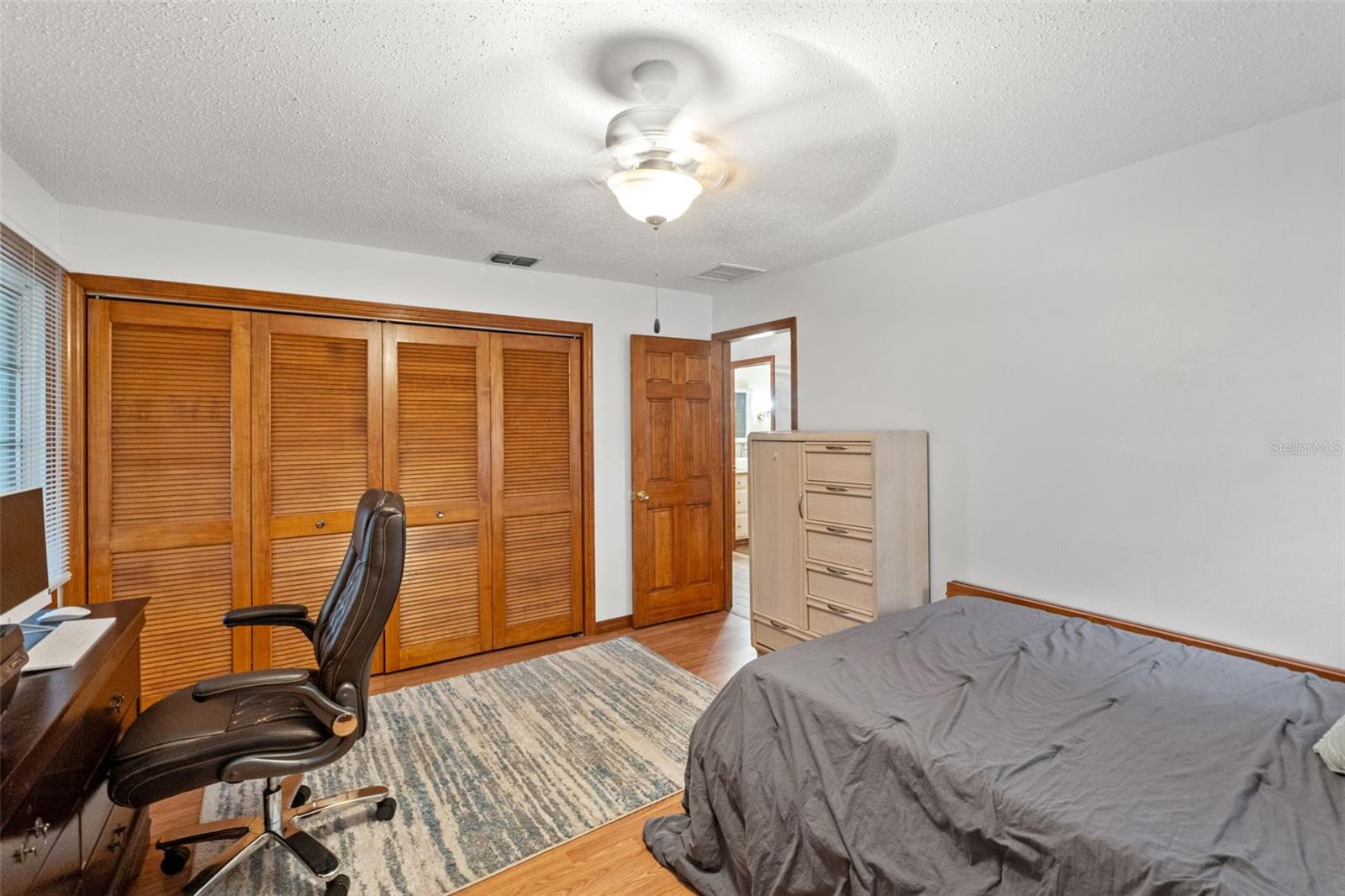 Image 30 of 43 For 10244 Horizon Drive