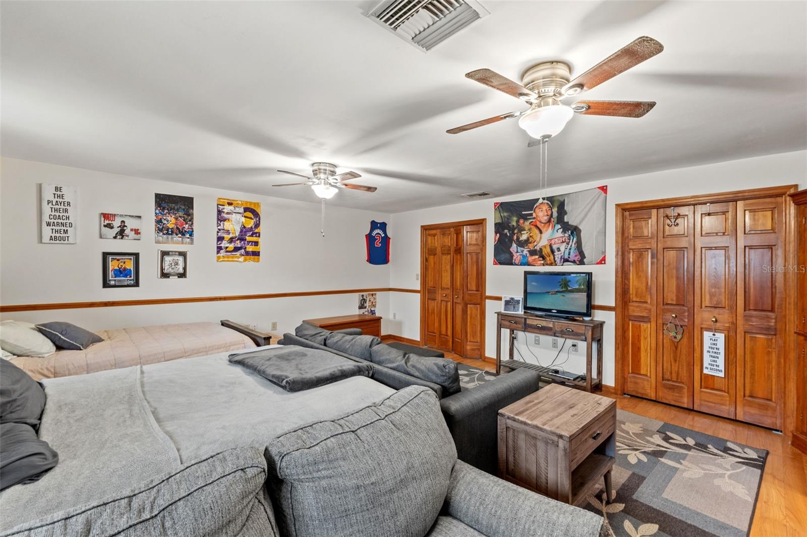 Image 37 of 43 For 10244 Horizon Drive