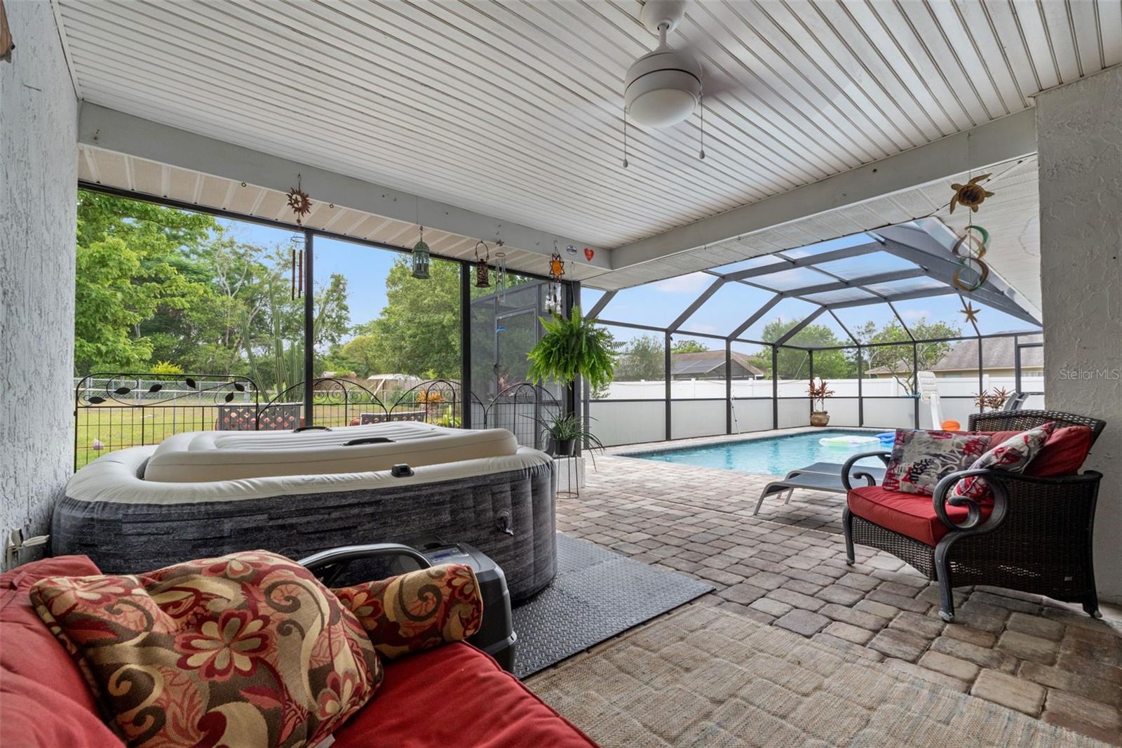 Image 4 of 43 For 10244 Horizon Drive