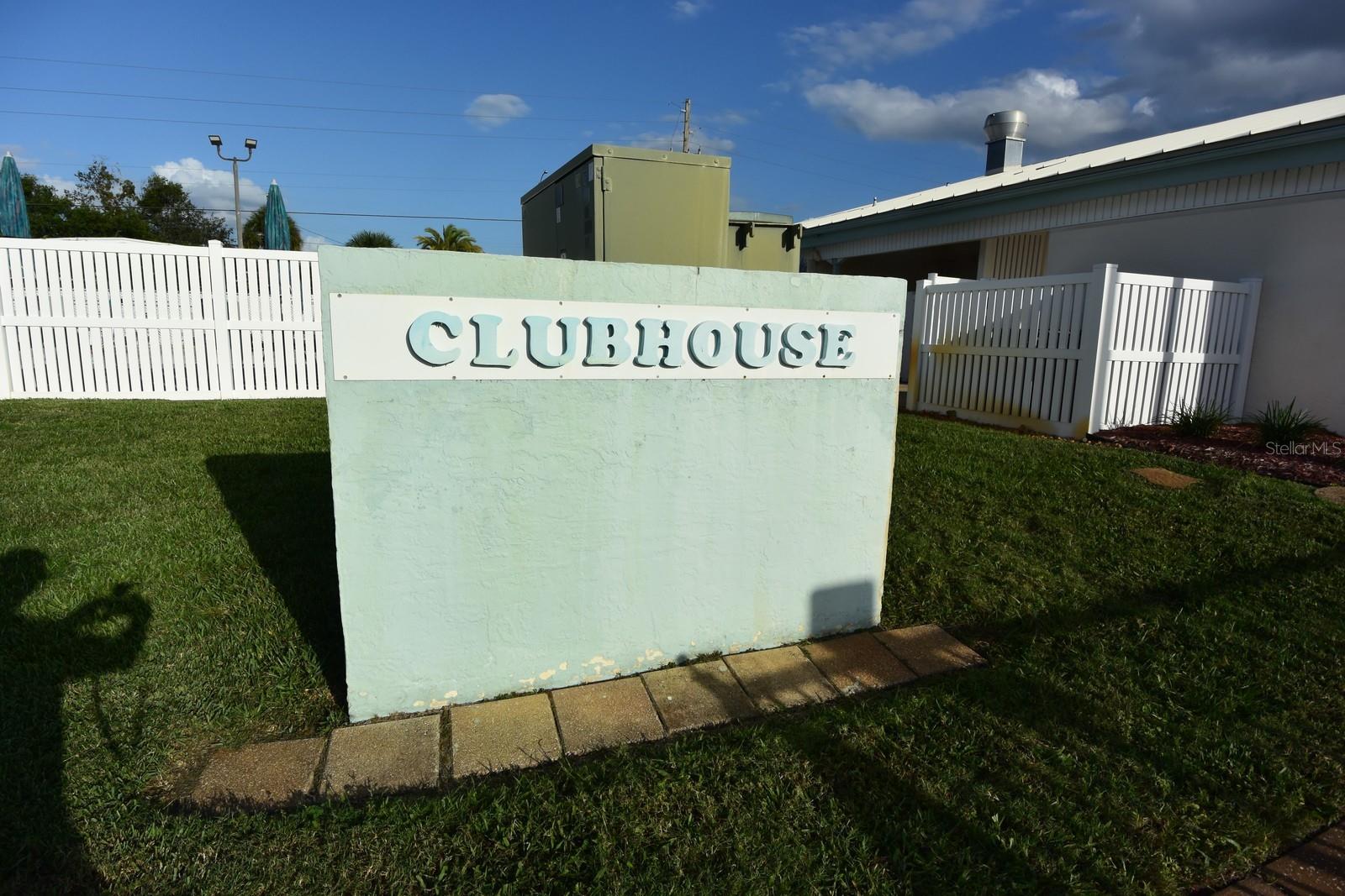 Image 13 of 39 For 2122 Waterview Drive