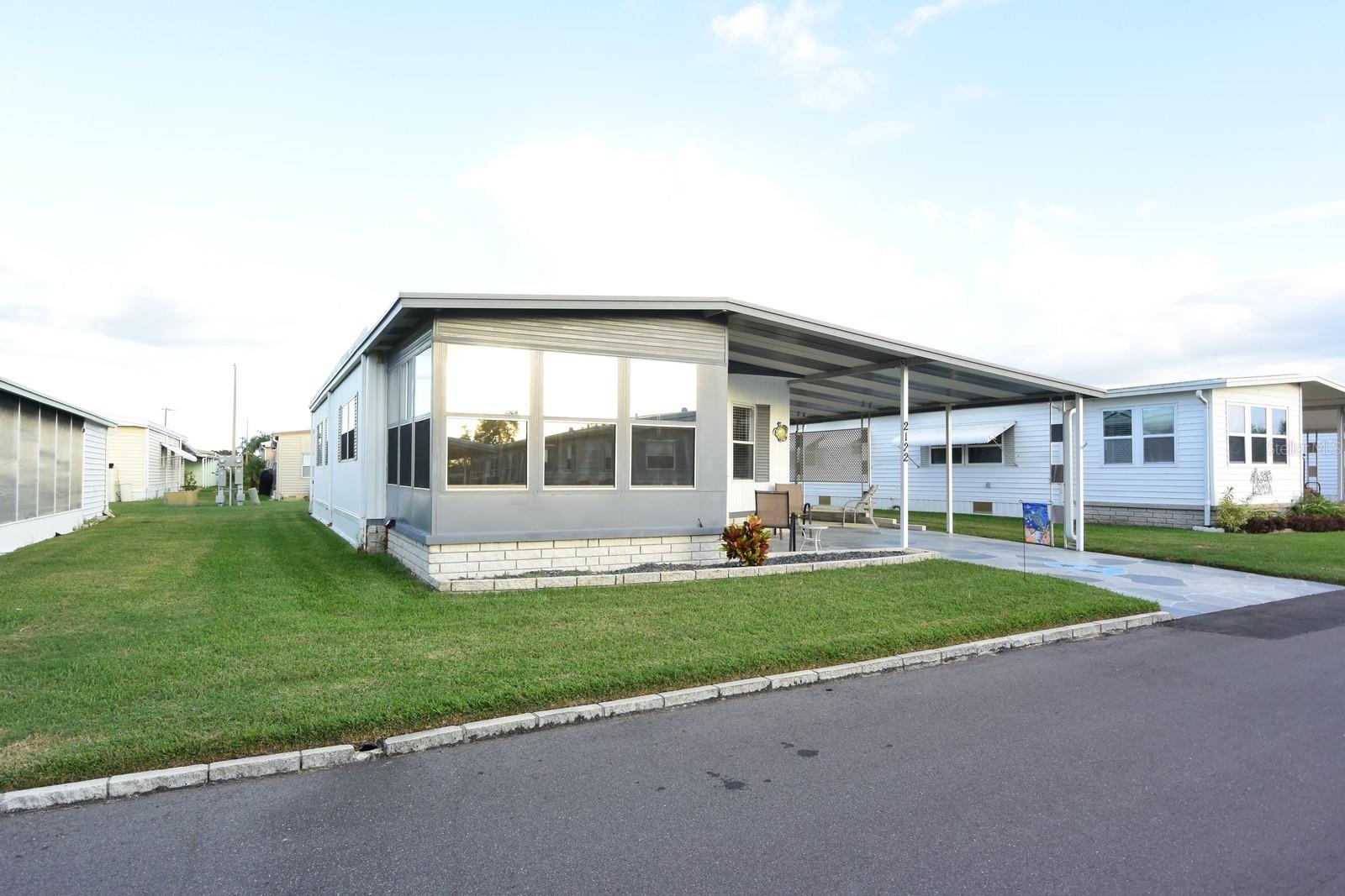 Image 3 of 39 For 2122 Waterview Drive