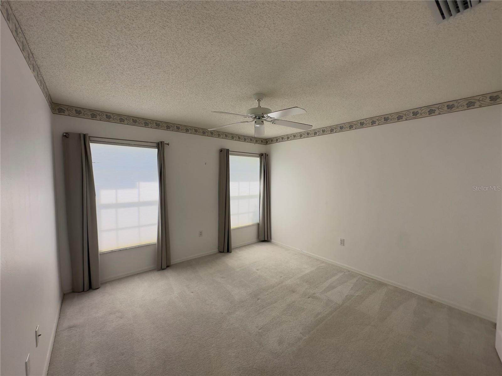 Image 16 of 55 For 11125 Sun Tree Road