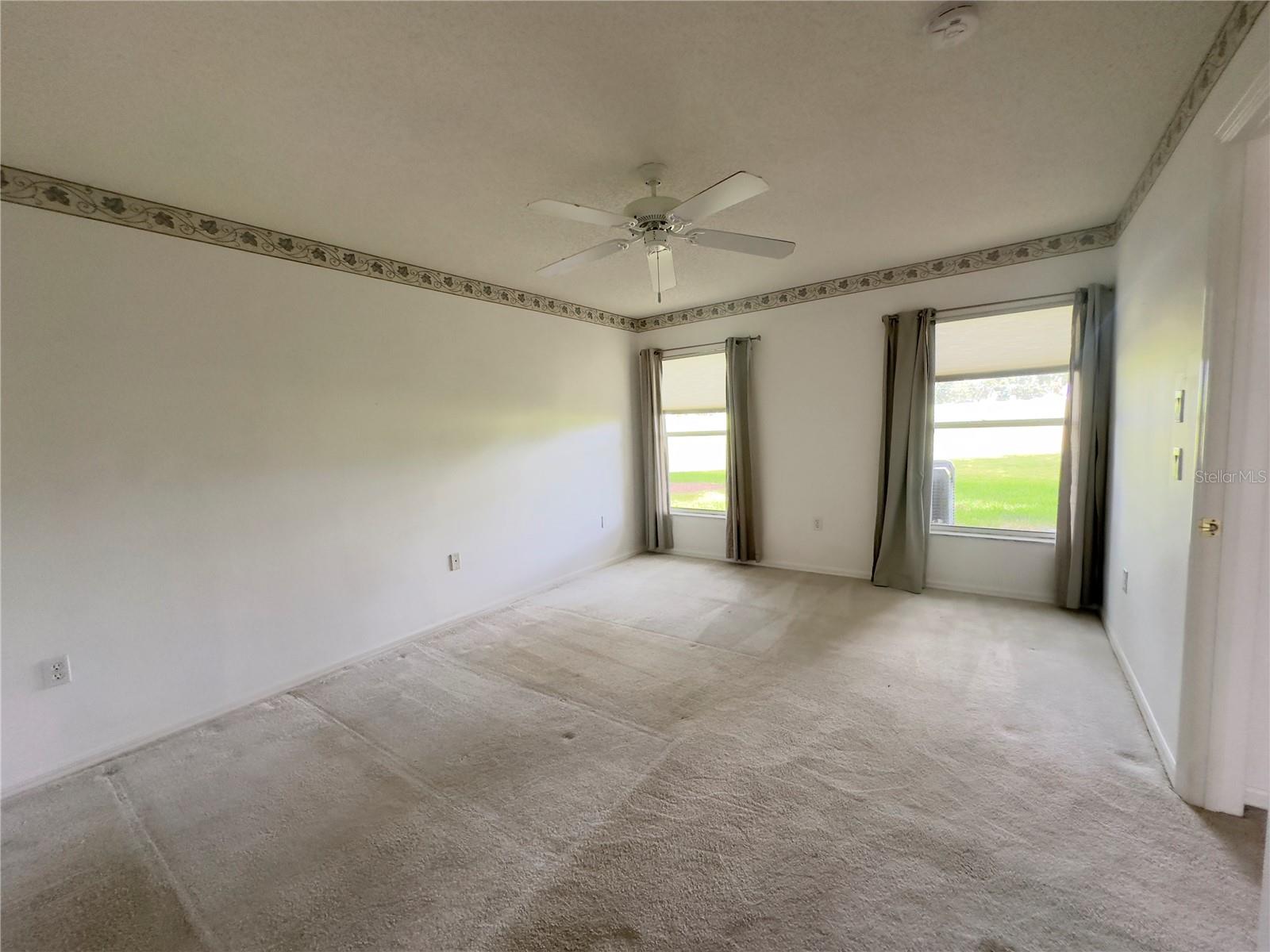 Image 19 of 55 For 11125 Sun Tree Road