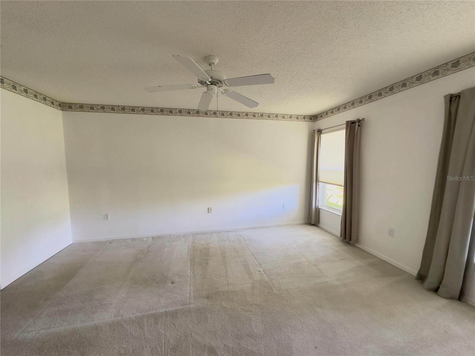 Image 22 of 55 For 11125 Sun Tree Road