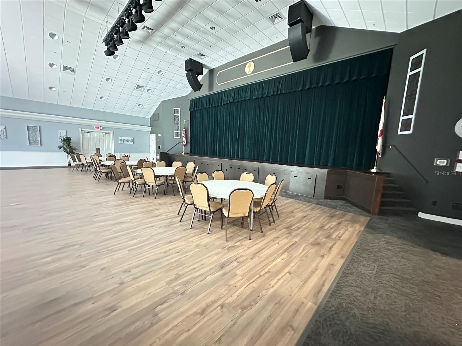 Image 46 of 55 For 11125 Sun Tree Road