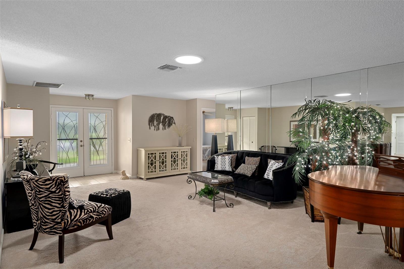 Image 6 of 61 For 6421 Pine Meadows Drive