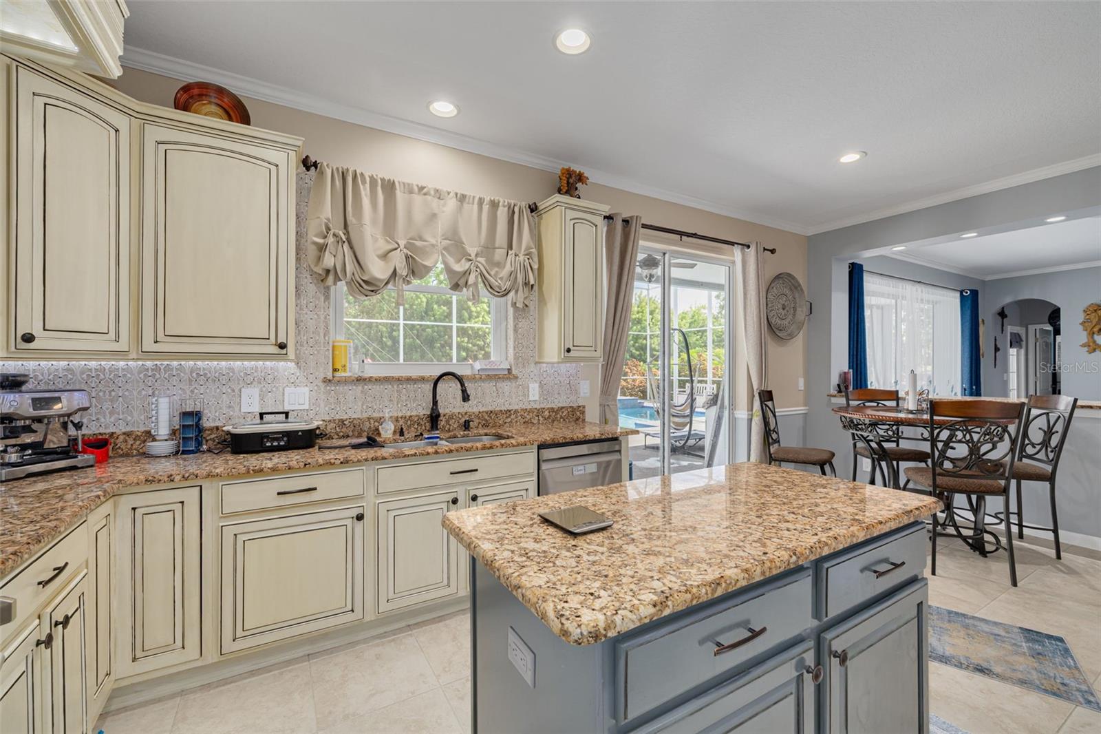 Image 14 of 58 For 2111 Colville Chase Drive